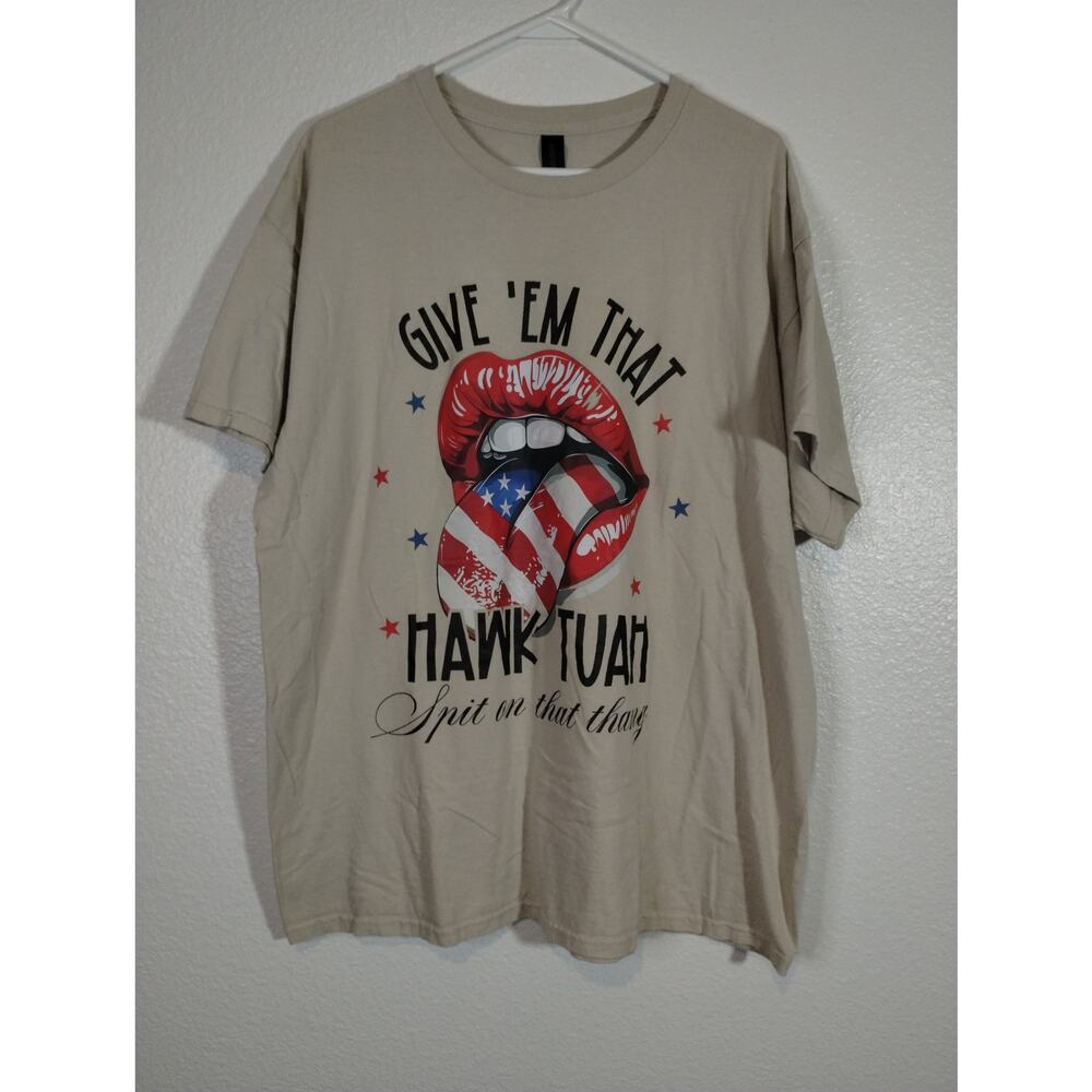 Hawk Tuah Spit on That Thang Men's Size XL American Flag Lips Gildan T-Shirt